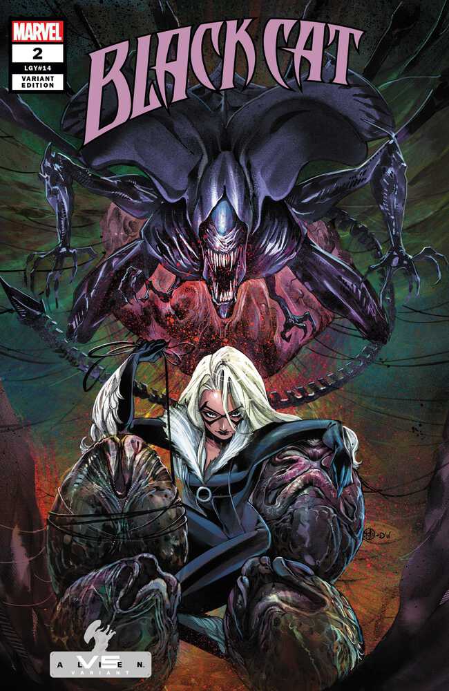Black Cat (2020) # 2 Momoko Marvel vs Alien Variant