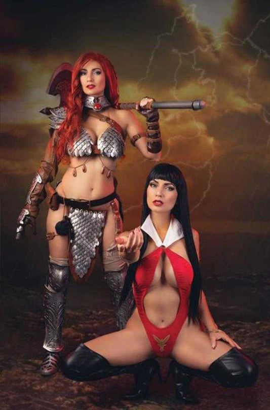 Vampirella vs Red Sonja Red City #1 Cover I Cosplay 1:15 Virgin Variant
